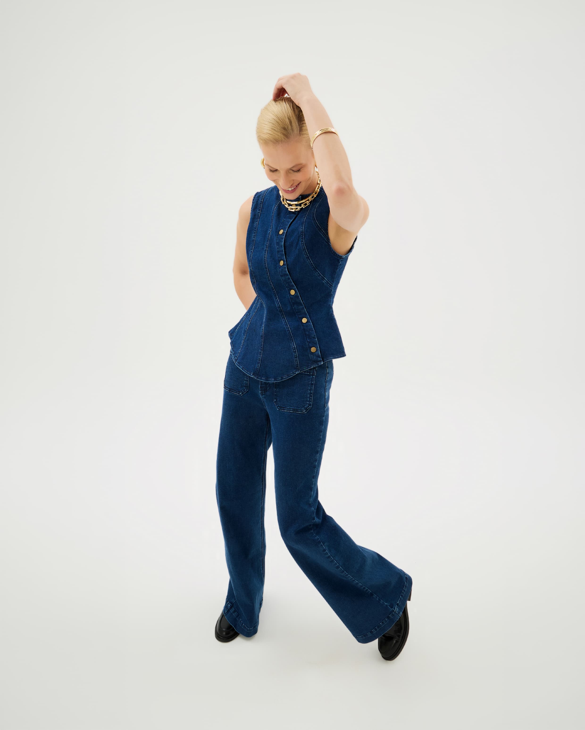 Victoria Jeans